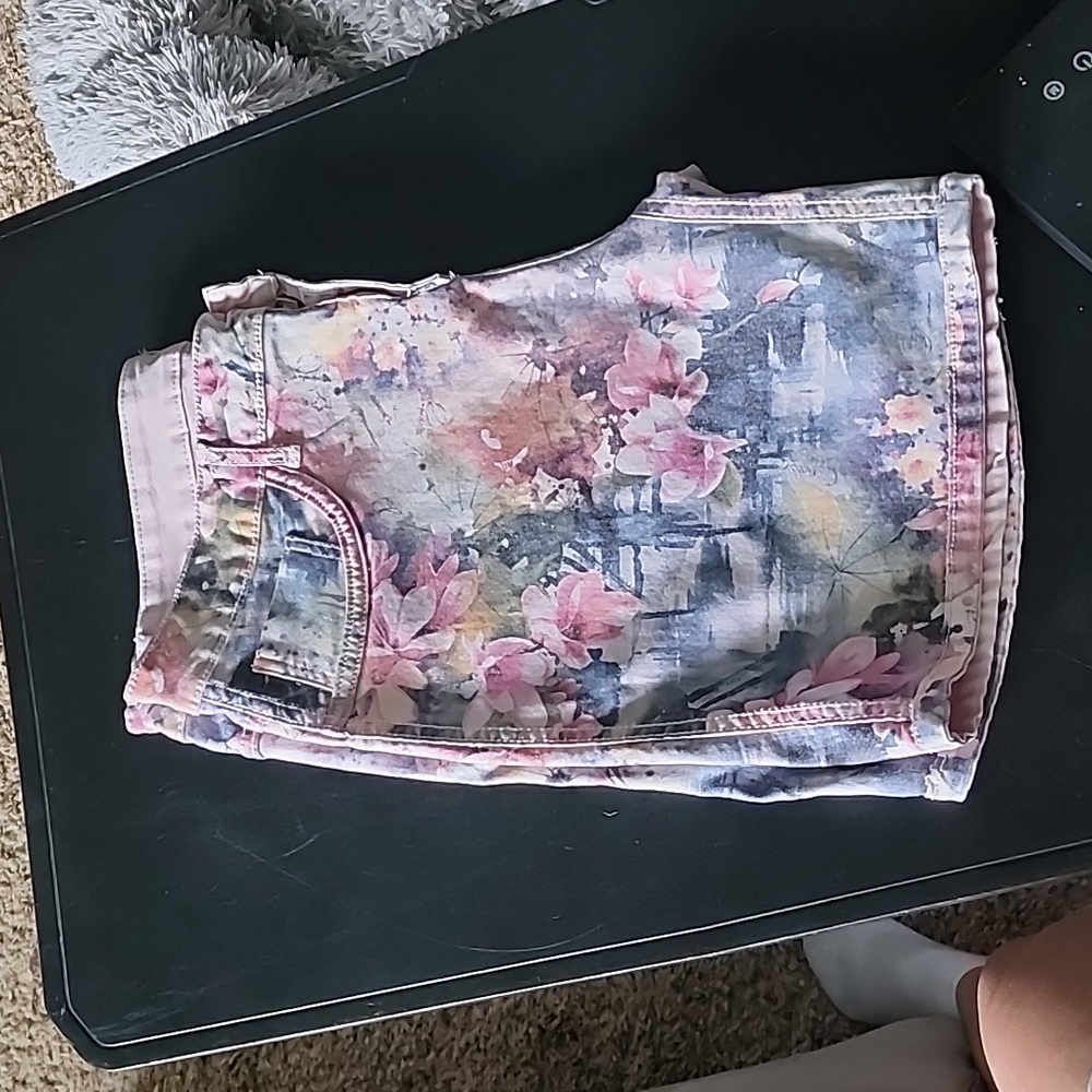 Venus Reversible Bermuda Shorts